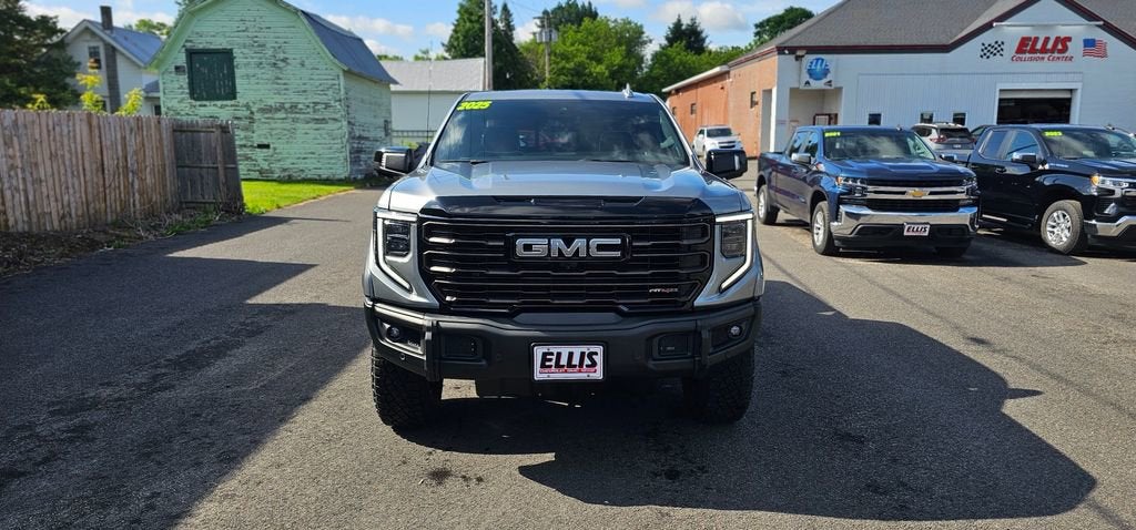 2025 GMC Sierra 1500 AT4X