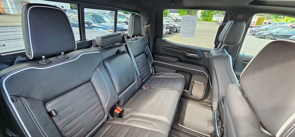 2025 GMC Sierra 1500 AT4X