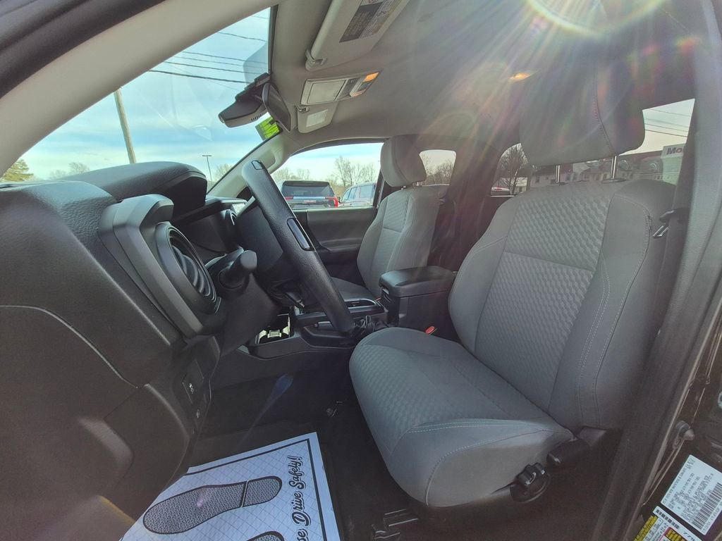 2022 Toyota Tacoma SR