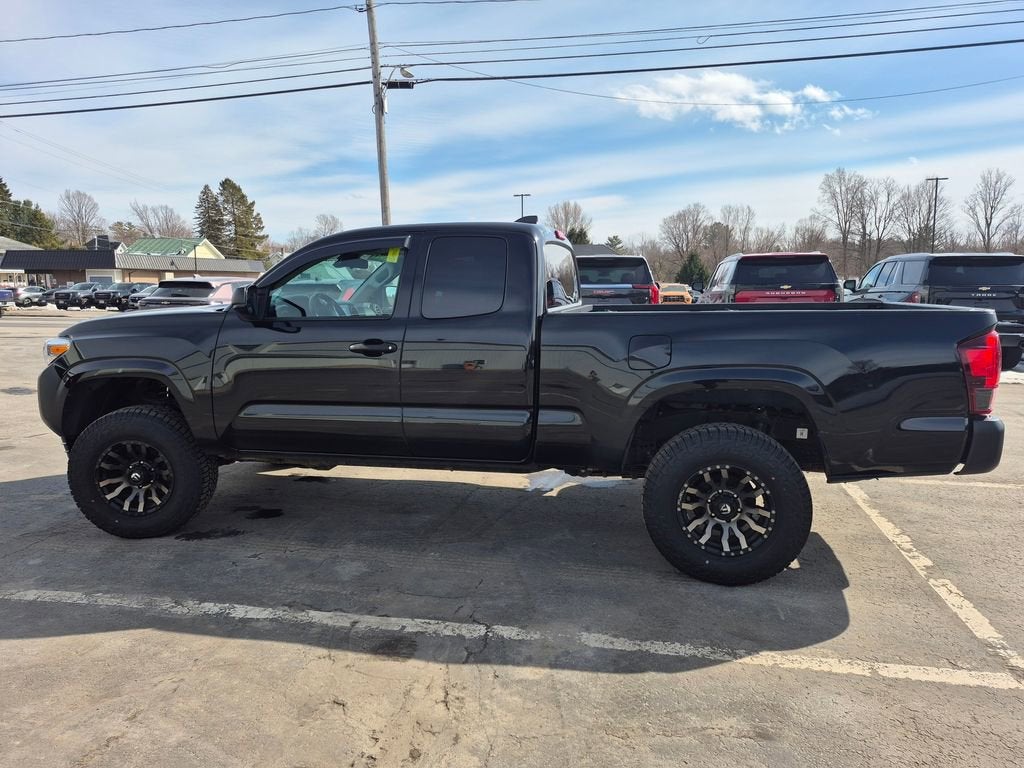 2022 Toyota Tacoma SR
