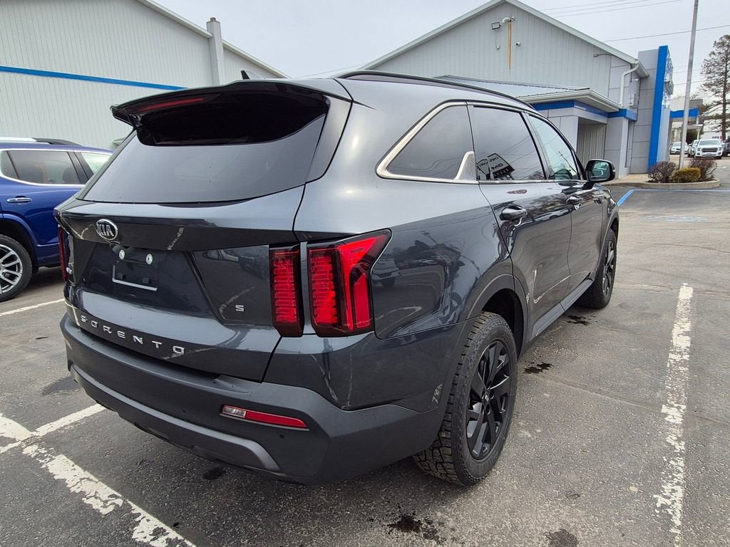 2021 Kia Sorento S
