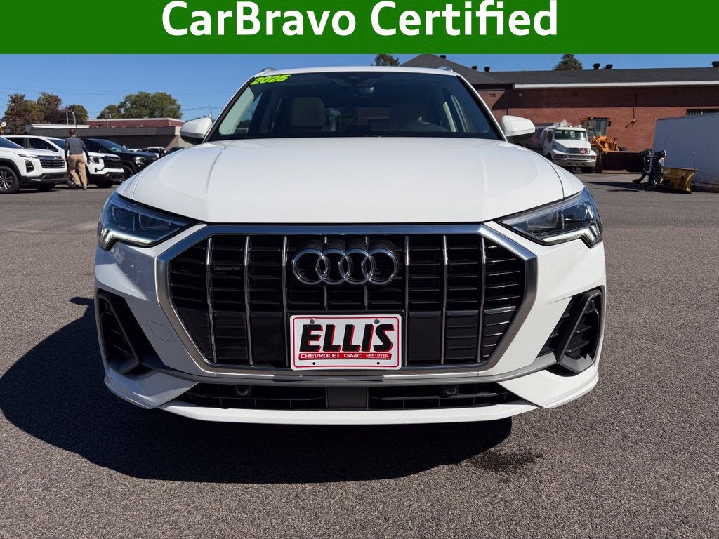 2025 Audi Q3 S line Premium